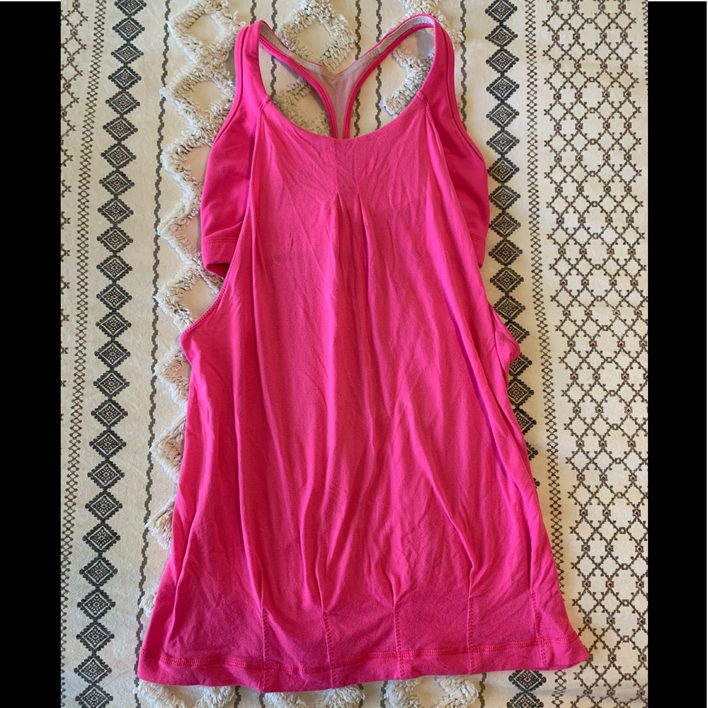 Lululemon Womens size small hot pink tank with built in bra